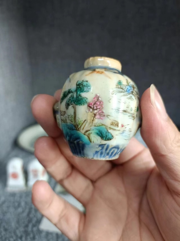 古玩陶瓷乾隆青花粉彩山水紋水盂拍賣,當前價格2800元