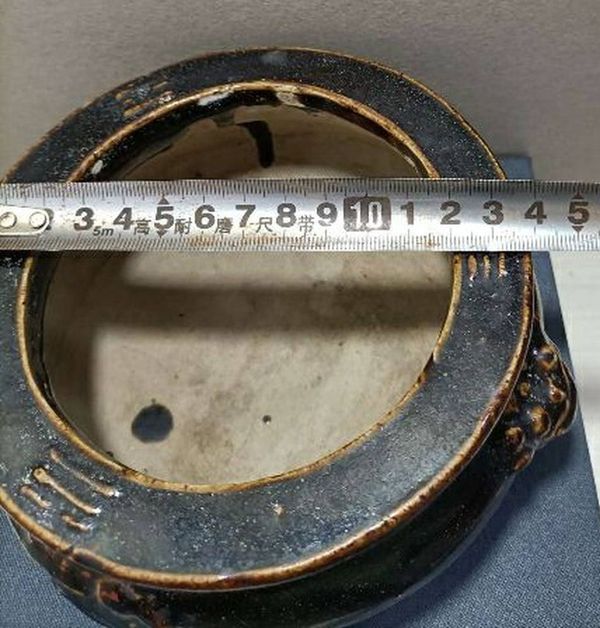 古玩陶瓷清代磁州窯三足醬釉獸耳爐拍賣,當前價格2200元