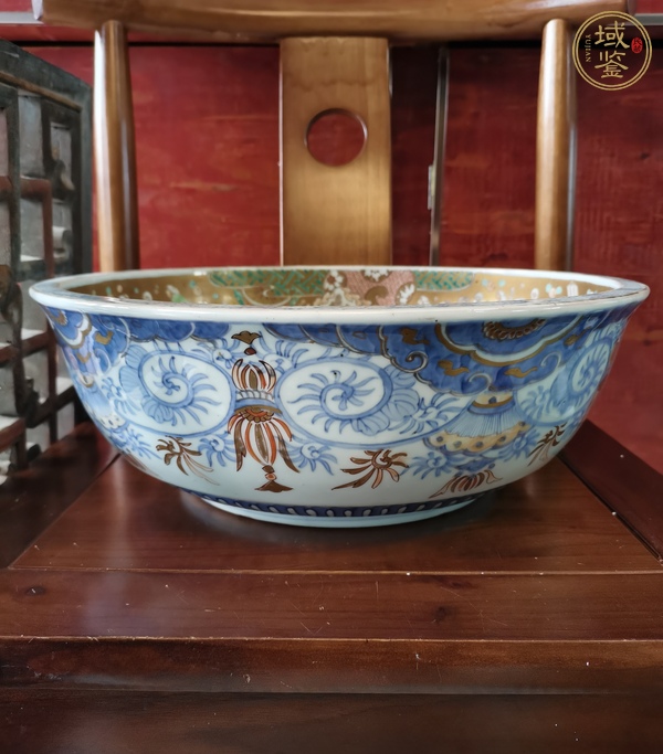 古玩陶瓷青花加彩盆真品鑒賞圖