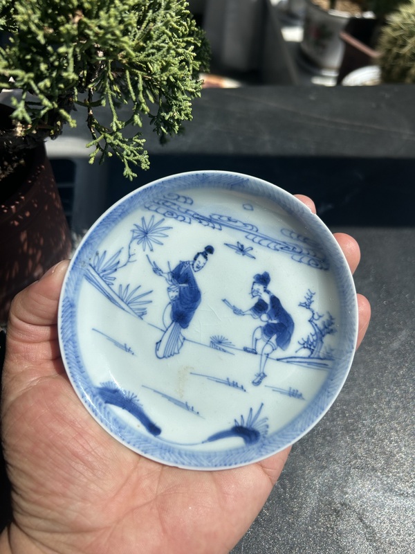 古玩陶瓷清代雍正青花鑼鼓人物故事紋盤(細路)拍賣,當前價格0元