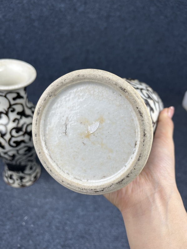 古玩陶瓷哥釉地鐵銹釉觀音瓶拍賣,當前價格5888元