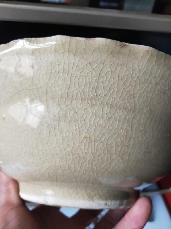 古玩陶瓷哥釉花口碗拍賣，當前價格2800元