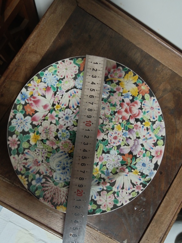 古玩陶瓷民國粉彩百花不落地紋折沿盤(大尺寸)拍賣,當前價格3200元