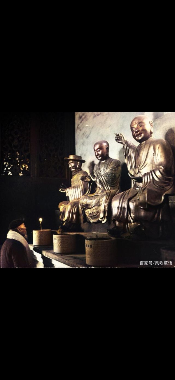 古玩陶瓷青釉暗刻花卉紋爐拍賣,當前價格12000元