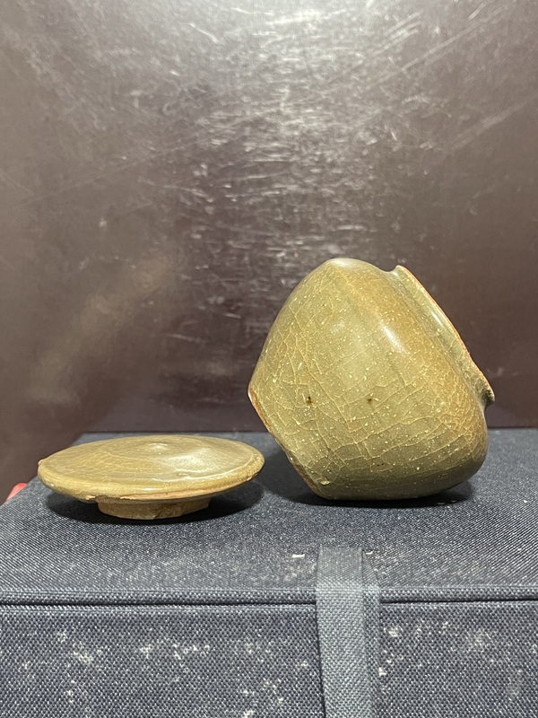 古玩陶瓷元龍泉青瓷小蓋罐拍賣,當前價格3980元