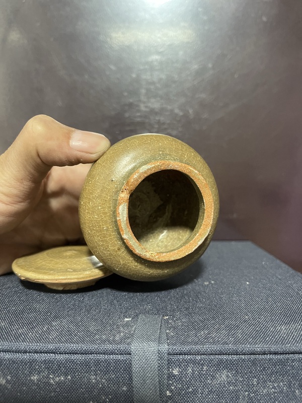 古玩陶瓷元龍泉青瓷小蓋罐拍賣,當前價格3980元