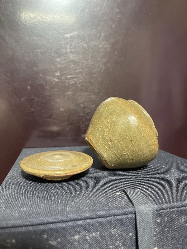 古玩陶瓷元龍泉青瓷小蓋罐拍賣,當前價格3980元