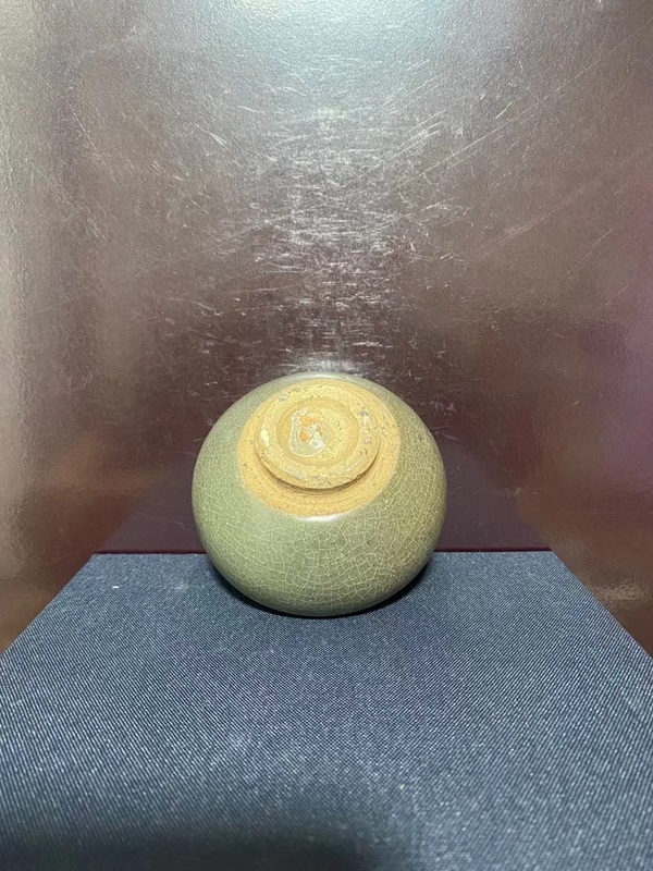 古玩陶瓷明龍泉青瓷蘋果尊拍賣,當前價格5500元