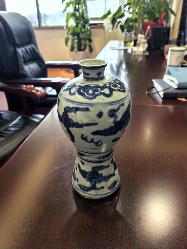 古玩陶瓷青花云鶴紋梅瓶拍賣,當(dāng)前價格36000元