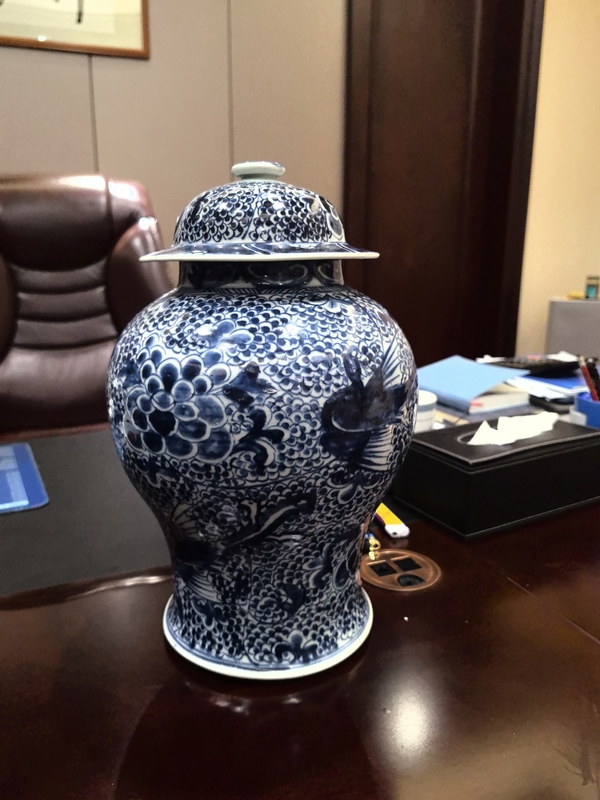古玩陶瓷青花鳳穿牡丹圖將軍罐拍賣,當(dāng)前價格48888元