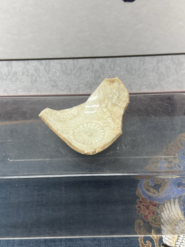 古玩陶瓷宋代暗刻影青碗底拍賣,當前價格69元