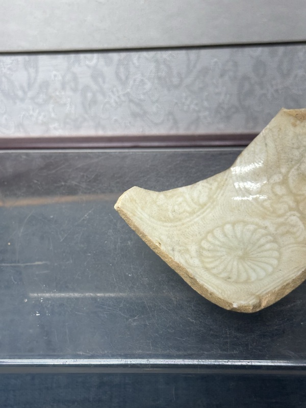 古玩陶瓷宋代暗刻影青碗底拍賣,當前價格69元
