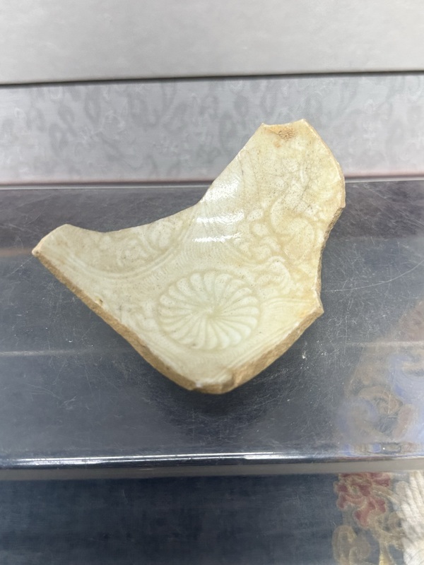 古玩陶瓷宋代暗刻影青碗底拍賣,當前價格69元