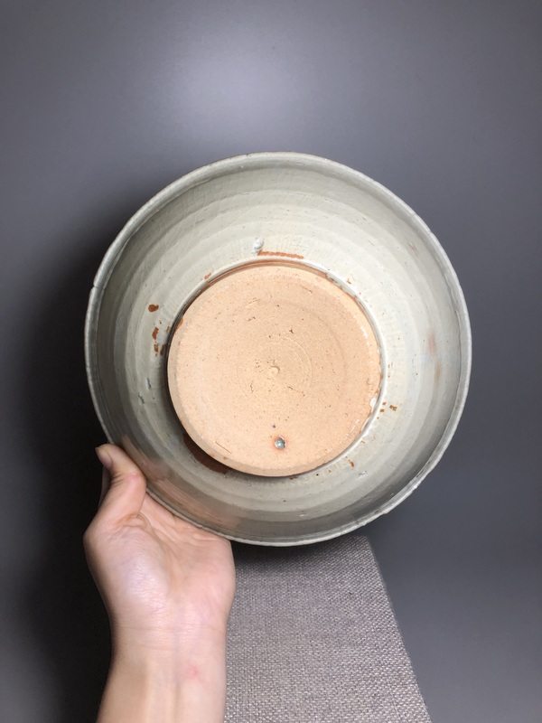 古玩陶瓷龍泉青白釉大茶缽拍賣,當前價格888元