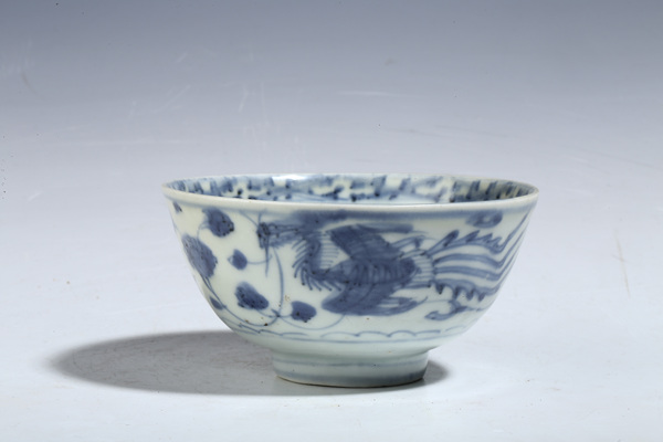 古玩陶瓷明晚·青花穿花鳳紋碗拍賣,當前價格2888元