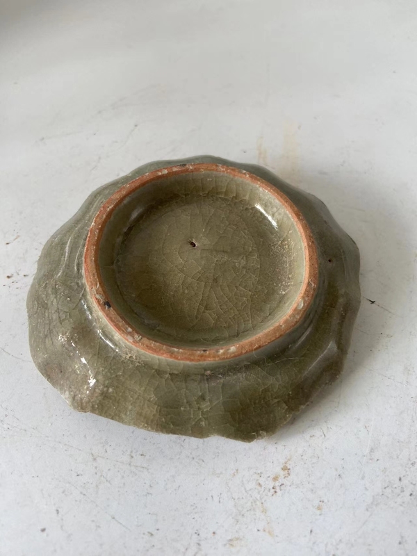 古玩陶瓷南宋龍泉青瓷冰片紋雙魚洗整底拍賣,當(dāng)前價格195元