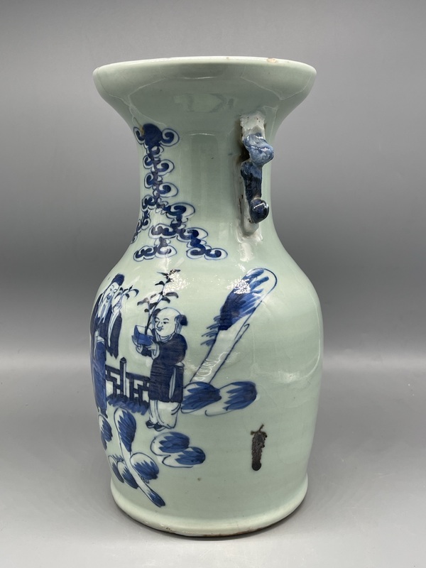 古玩陶瓷清中期青花豆青釉加白陶淵明愛(ài)菊?qǐng)D100 件瓶拍賣,當(dāng)前價(jià)格1782元