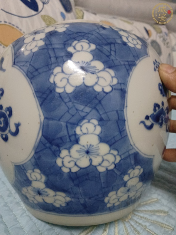 古玩陶瓷青花博古圖蓋罐真品鑒賞圖