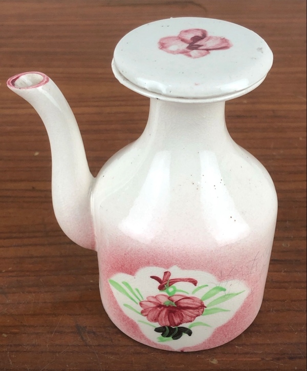 古玩陶瓷精美彩繪花卉紋油壺拍賣,當(dāng)前價(jià)格128元
