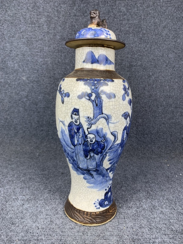 古玩陶瓷哥釉青花人物蓋瓶拍賣,當前價格2688元