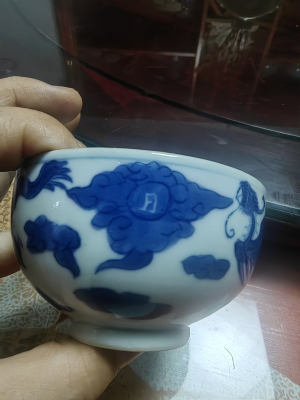 古玩陶瓷清中期龍鳳呈祥日月同輝青花碗拍賣,當(dāng)前價格16000元