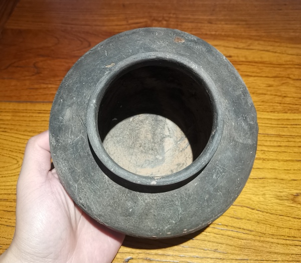 古玩陶瓷漢灰陶鼎式三足爐拍賣,當前價格250元