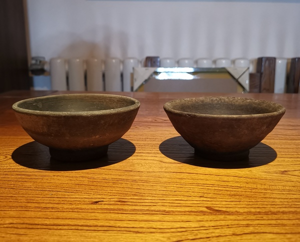 古玩轉賣元黑陶茶盞（一對）拍賣，當前價格1800元