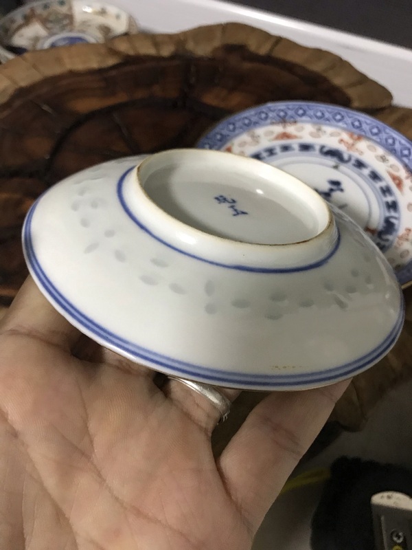 古玩陶瓷民國青花花卉紋玲瓏瓷杯碟兩套拍賣,當前價格688元