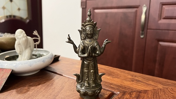 古玩雜項清末四臂觀音造像拍賣,當前價格2999元