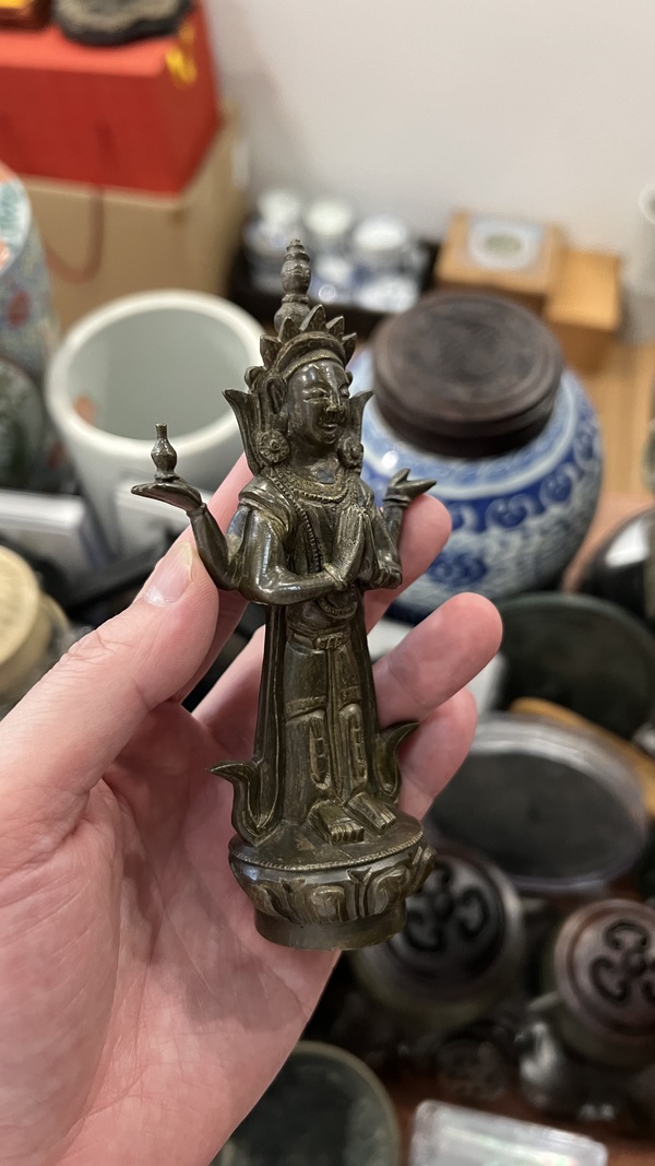 古玩雜項清末四臂觀音造像拍賣,當前價格2999元