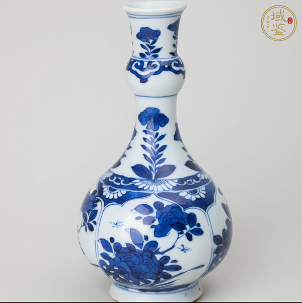 古玩陶瓷青花花卉紋蒜頭瓶真品鑒賞圖