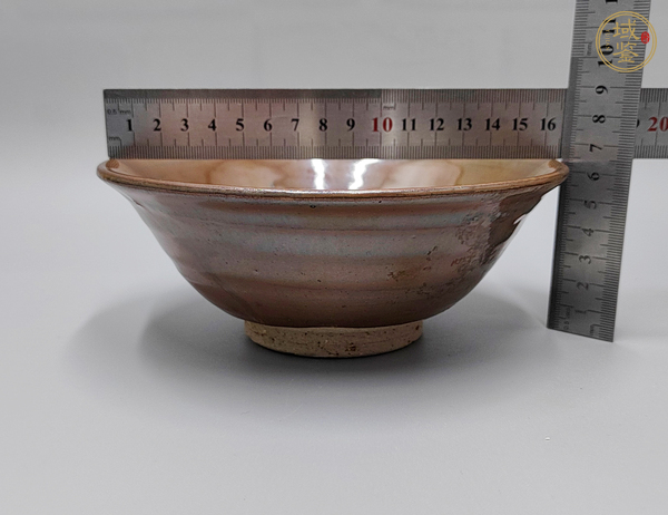 古玩陶瓷磁州窯紫金釉茶碗真品鑒賞圖