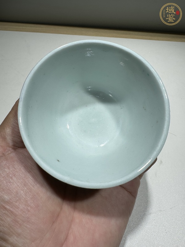 古玩陶瓷粉彩花卉紋仰鐘杯真品鑒賞圖