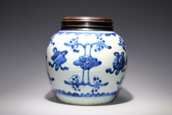 陶瓷清康熙·青花花间杂宝纹罐拍卖，当前价格268元