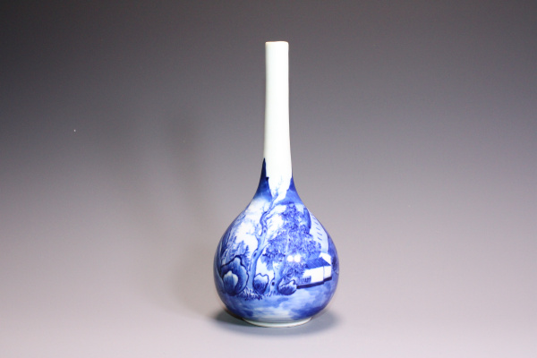 陶瓷清晚期·青花山水风景纹胆瓶拍卖，当前价格0元
