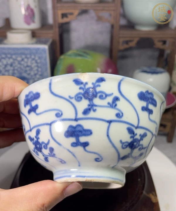 古玩陶瓷青花靈芝花卉紋茶碗真品鑒賞圖