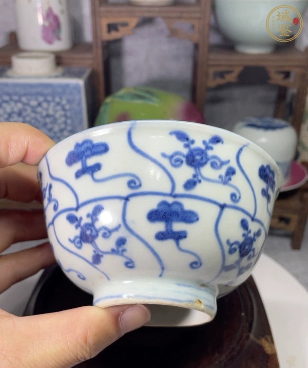 古玩陶瓷青花靈芝花卉紋茶碗真品鑒賞圖