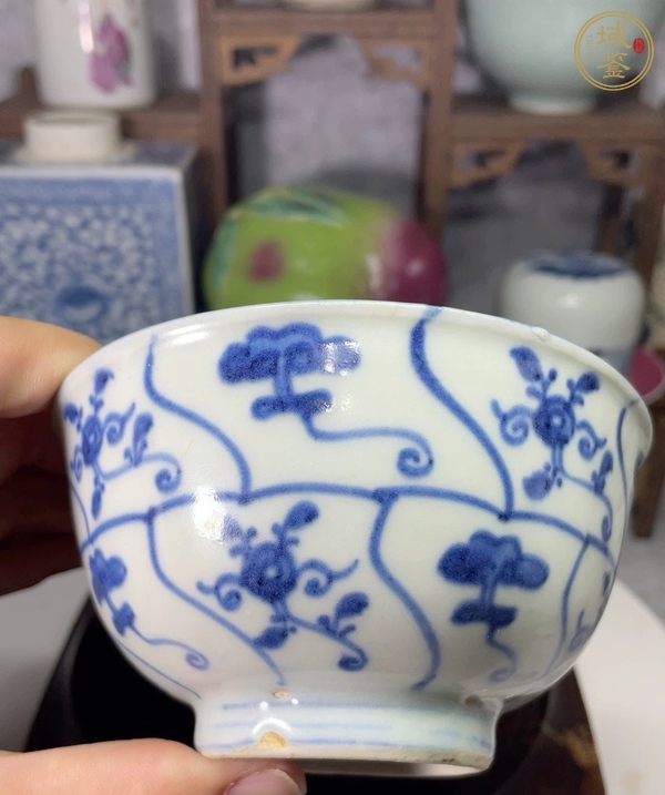 古玩陶瓷青花靈芝花卉紋茶碗真品鑒賞圖