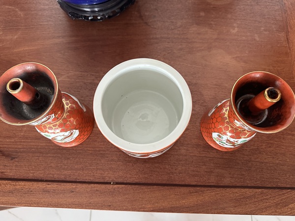 古玩陶瓷**地粉彩龍紋三貢拍賣,當前價格2680元