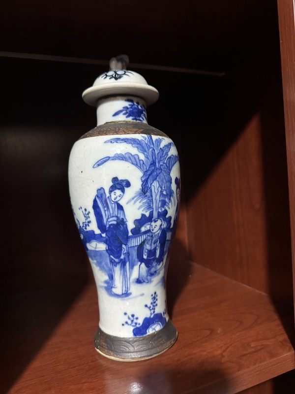 古玩陶瓷哥釉青花三娘教子圖雞腿瓶拍賣,當前價格4200元