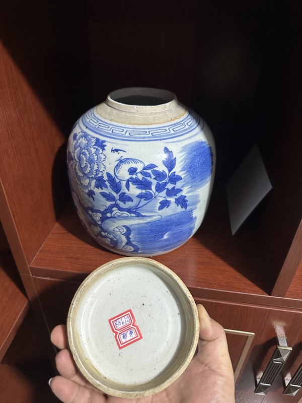 古玩陶瓷青花花卉紋蓋罐拍賣,當前價格1680元