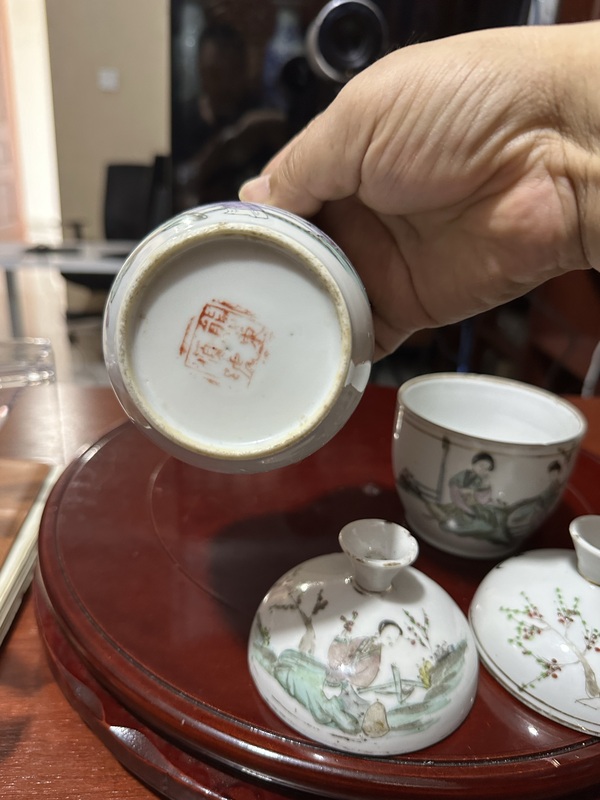 古玩陶瓷粉彩仕女人物圖蓋缸拍賣,當前價格1980元