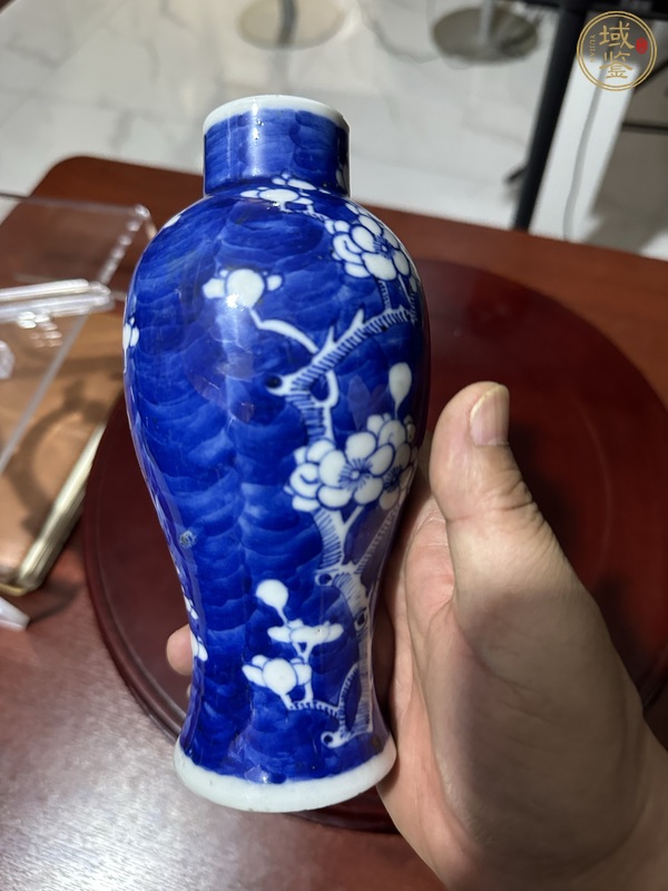 古玩陶瓷青花冰梅圖雞腿瓶真品鑒賞圖