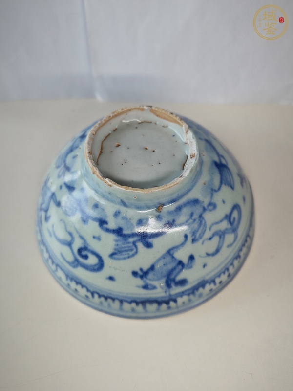 古玩陶瓷青花海馬紋茶碗真品鑒賞圖