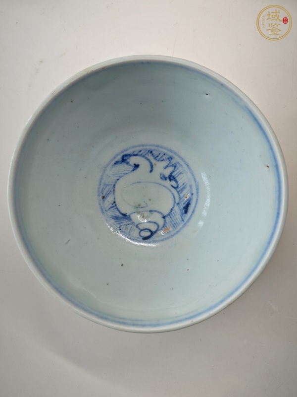 古玩陶瓷青花海馬紋茶碗真品鑒賞圖