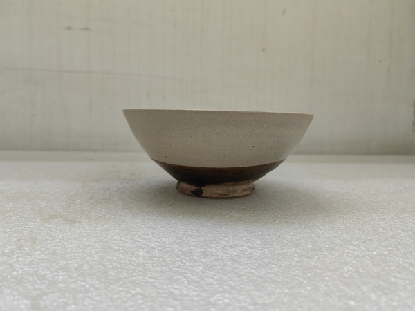古玩陶瓷磁州窯碗拍賣(mài),當(dāng)前價(jià)格680元