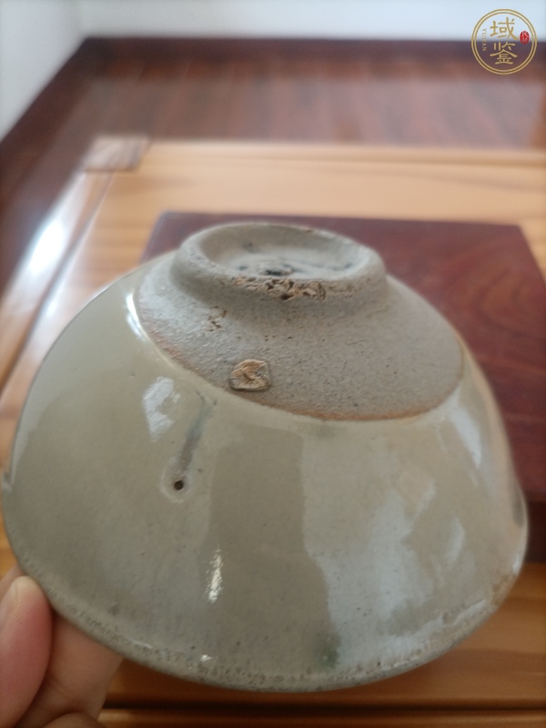 古玩陶瓷鈞釉茶碗真品鑒賞圖