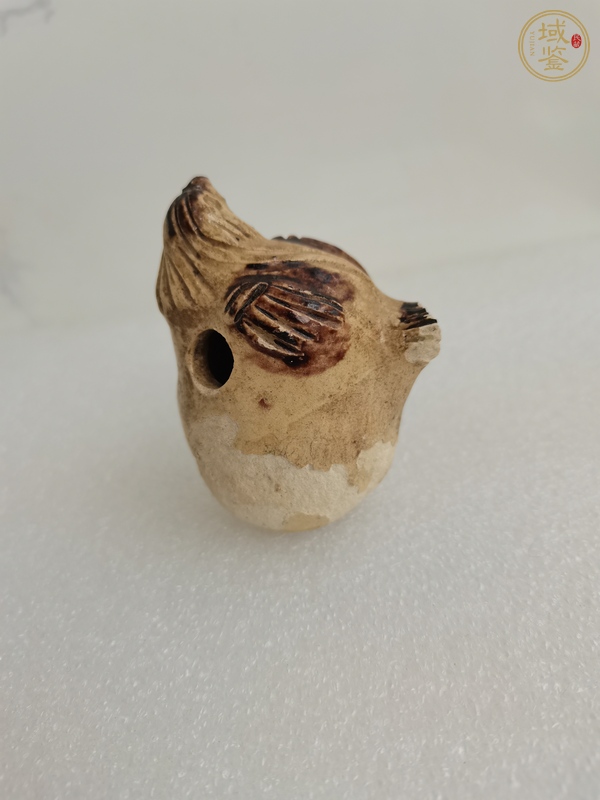 古玩陶瓷唐代·青釉褐彩鳥形塤真品鑒賞圖