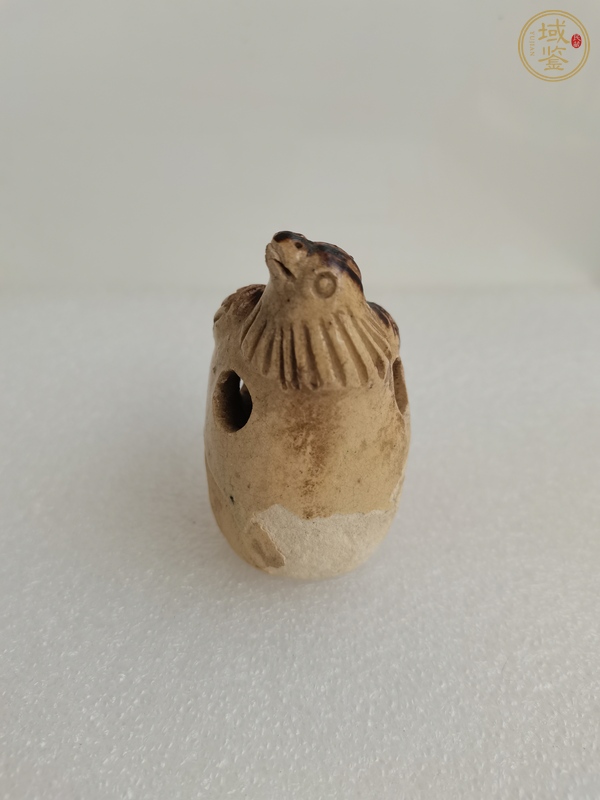 古玩陶瓷唐代·青釉褐彩鳥形塤真品鑒賞圖