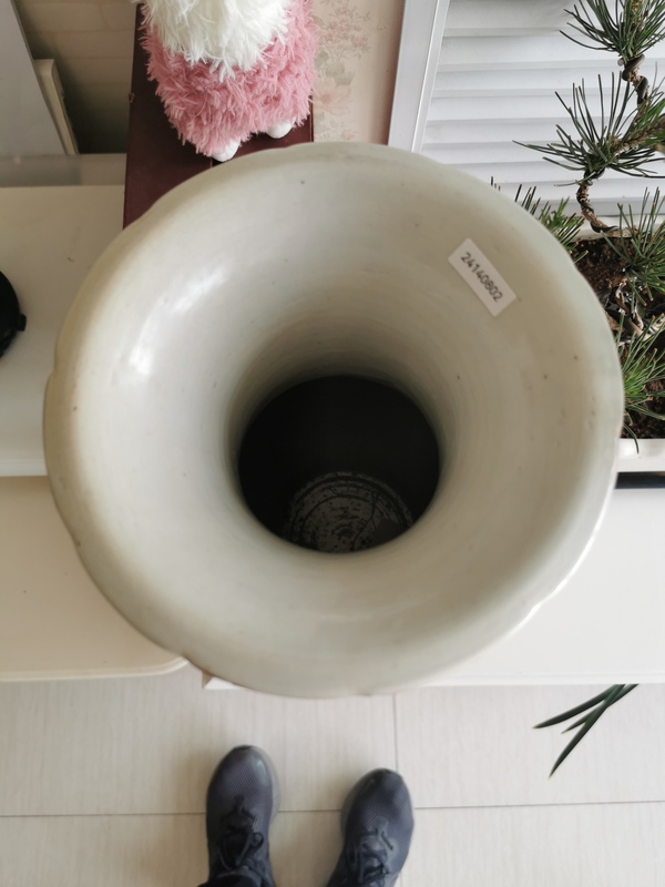 古玩陶瓷花鳥紋粉彩瓶拍賣，當(dāng)前價(jià)格3260元